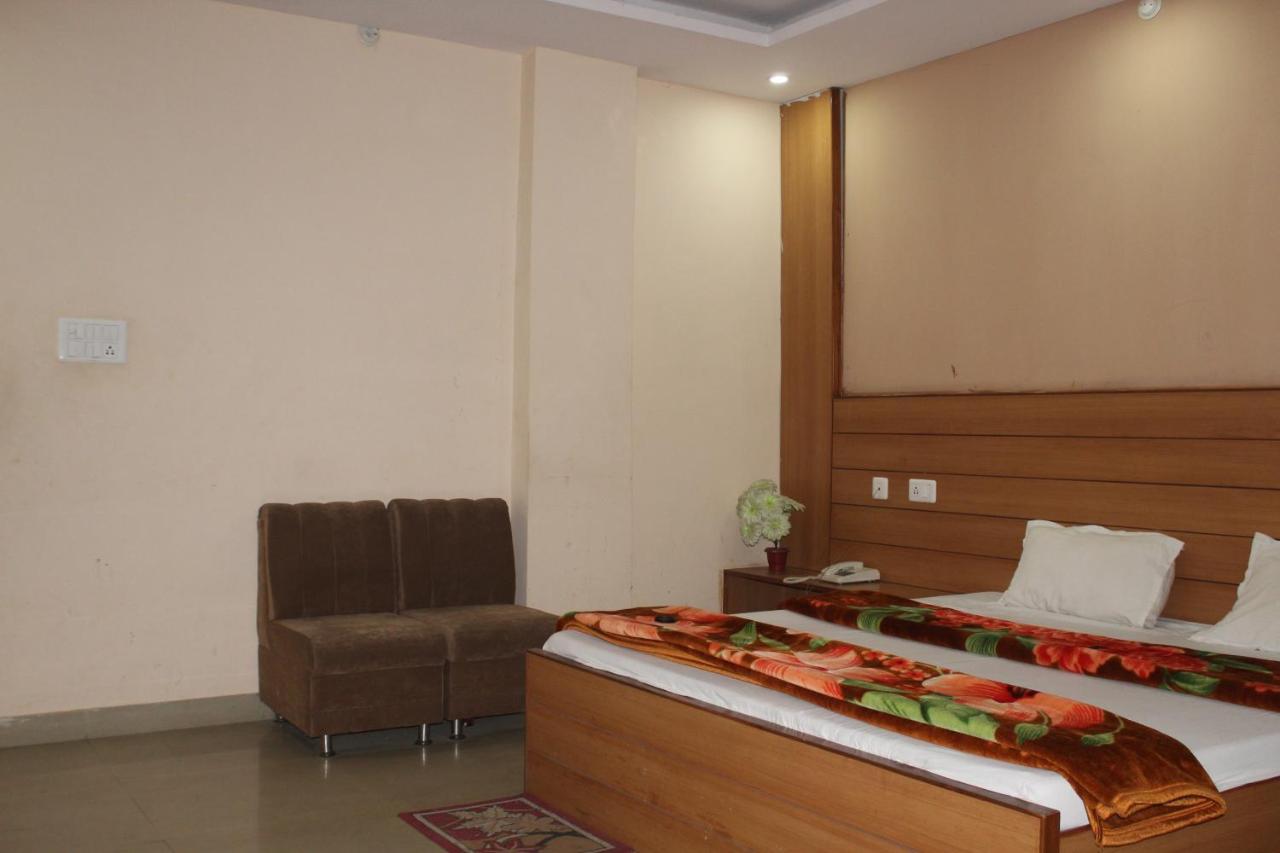 Wellness Home 勒克瑙 外观 照片